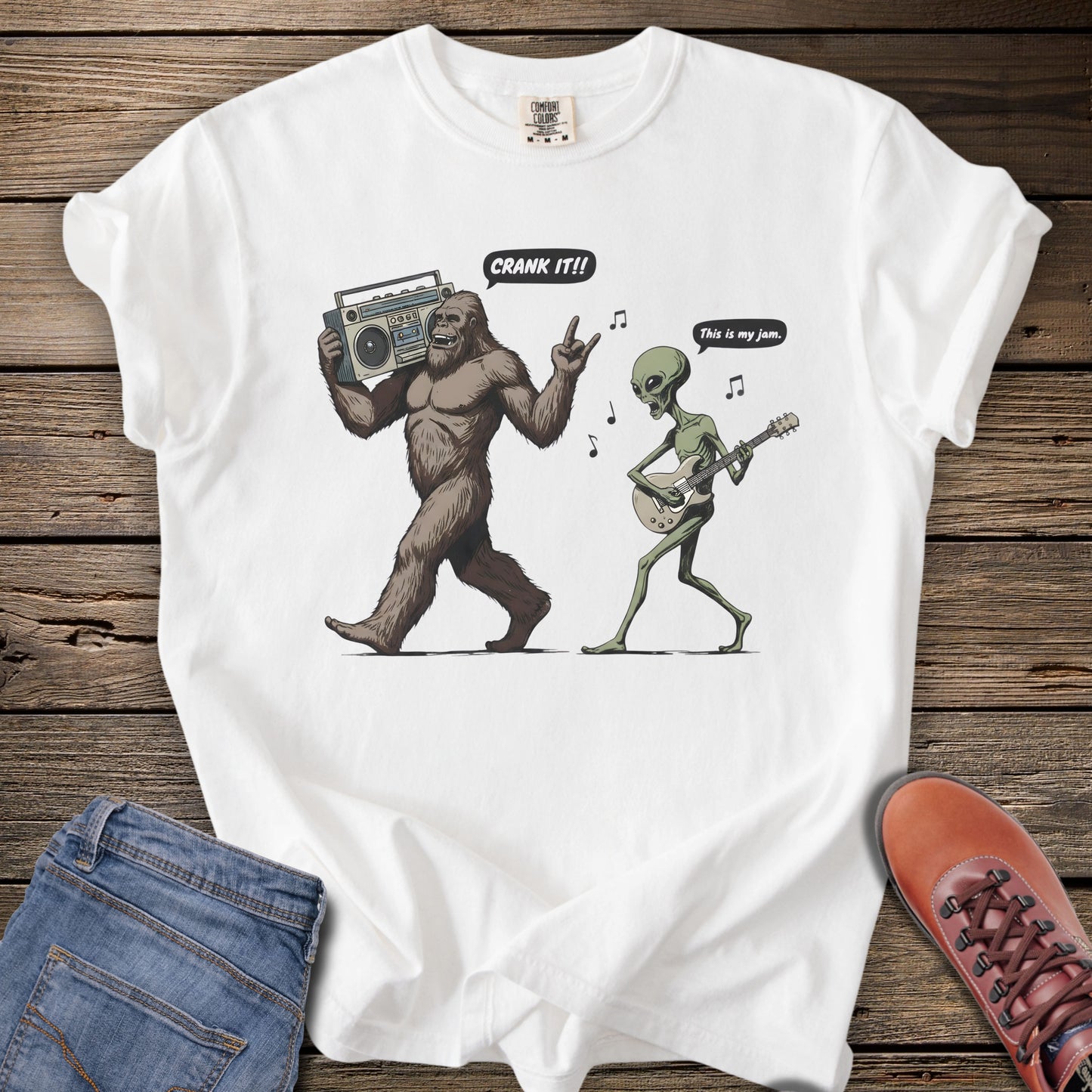 Sasquatch & Alien Rock It Walk T-Shirt
