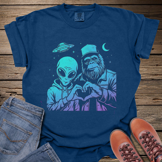 Bigfoot & Alien Broship T-Shirts