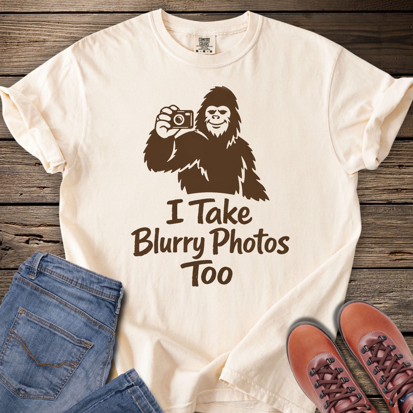 I Take Blurry Photos Too (Bigfoot Humor) T-Shirt