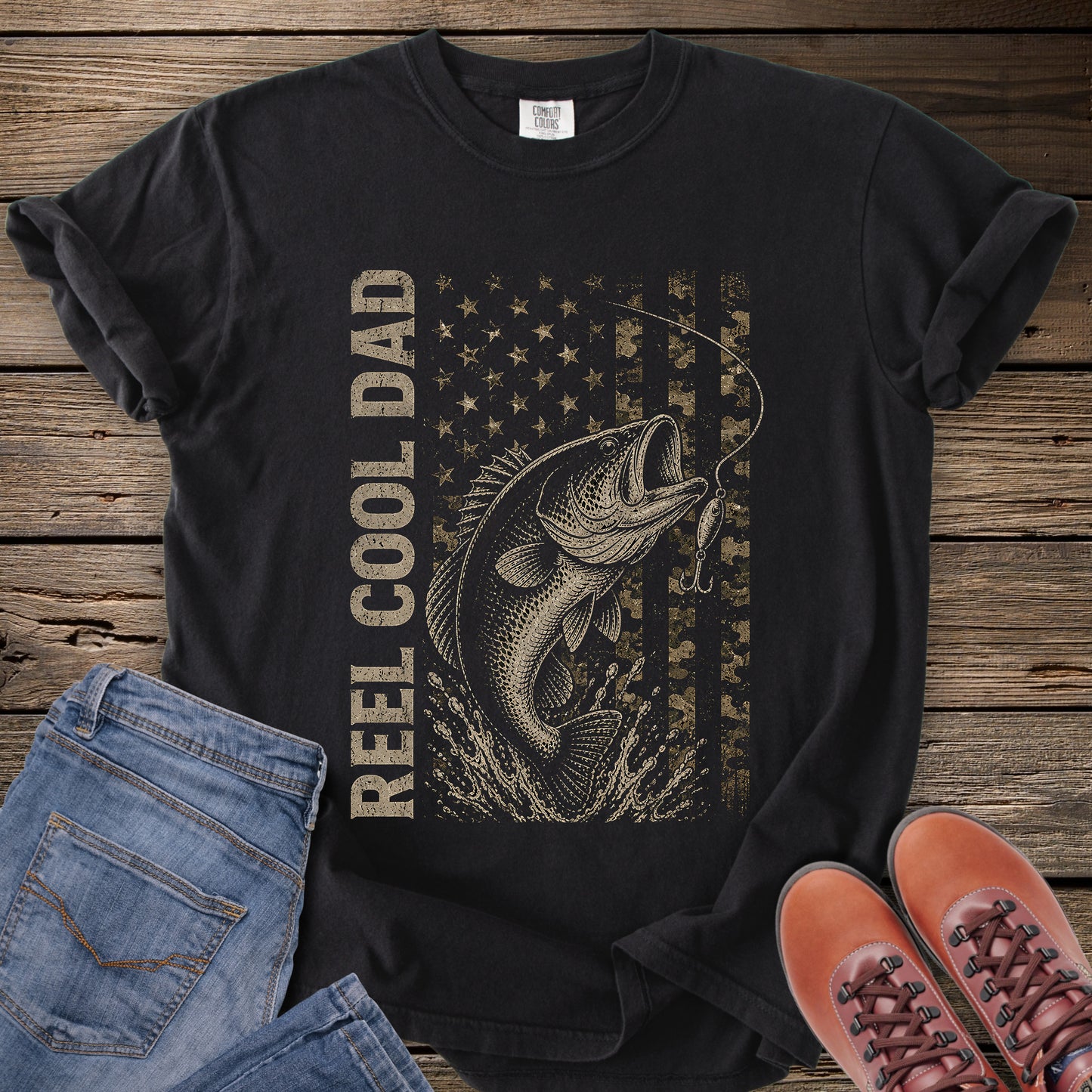 Reel Cool Dad Fishing T-Shirt