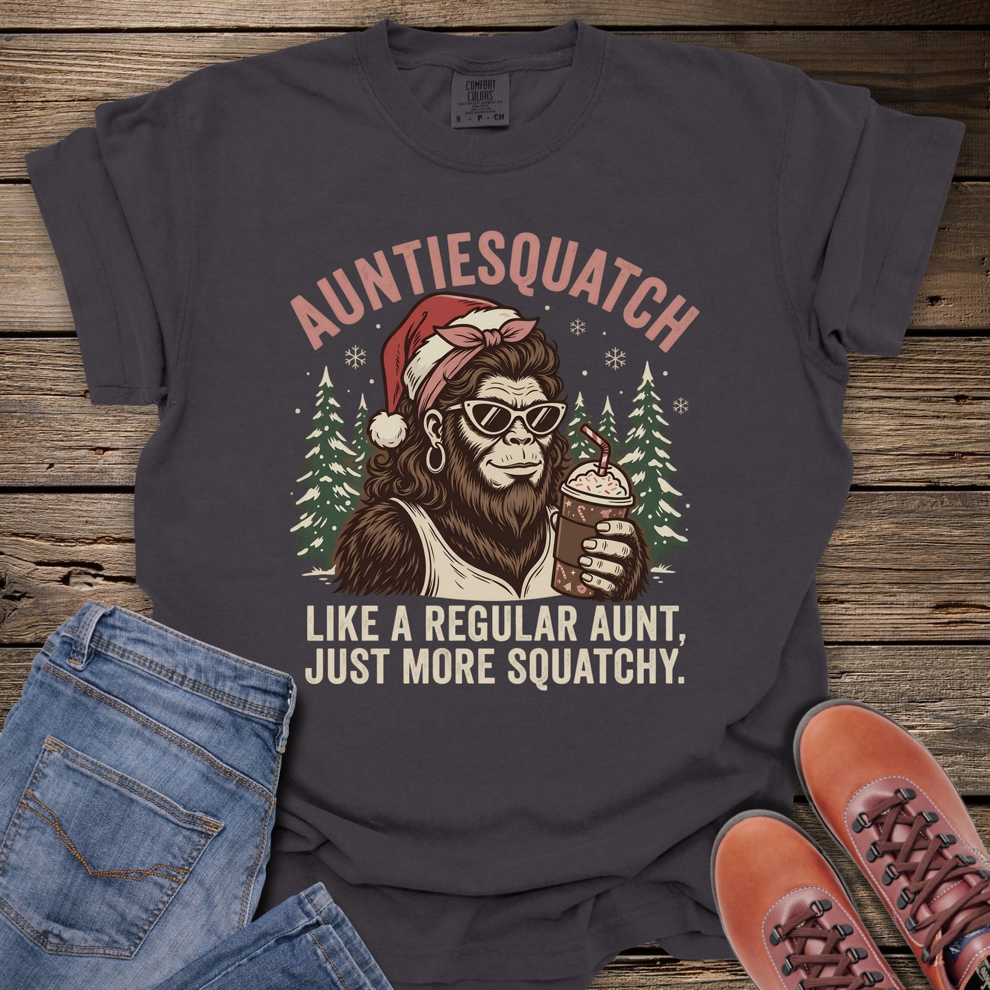 Auntiesquatch Christmas T-Shirt