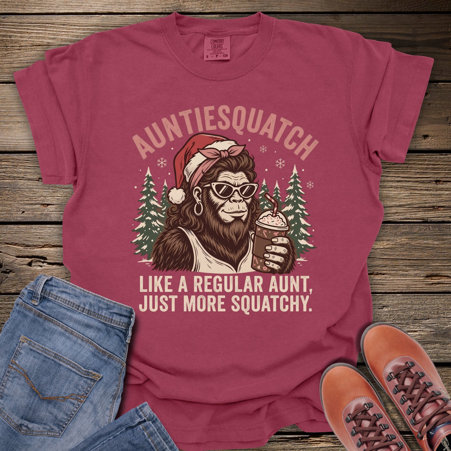 Auntiesquatch Christmas T-Shirt