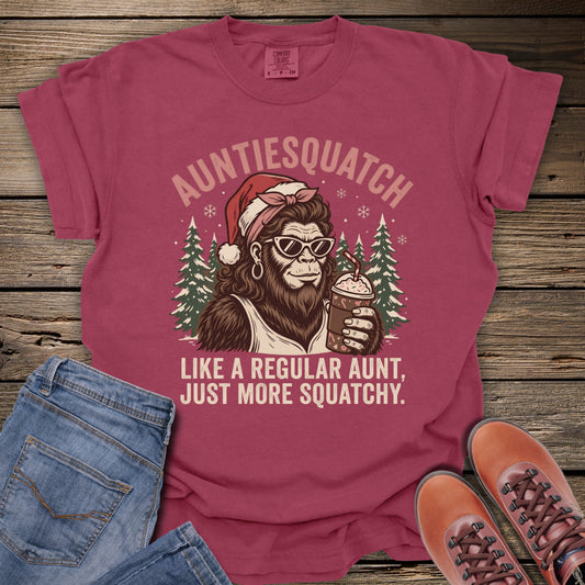 Auntiesquatch Christmas T-Shirt