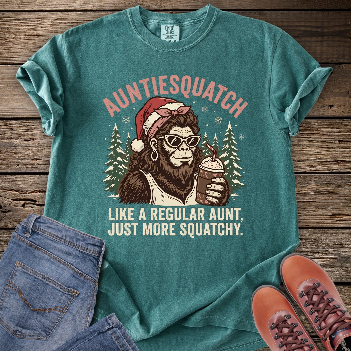 Auntiesquatch Christmas T-Shirt