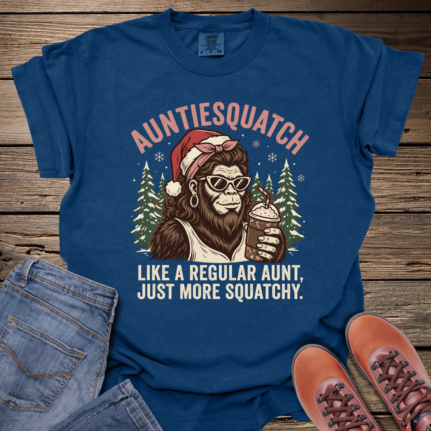 Auntiesquatch Christmas T-Shirt